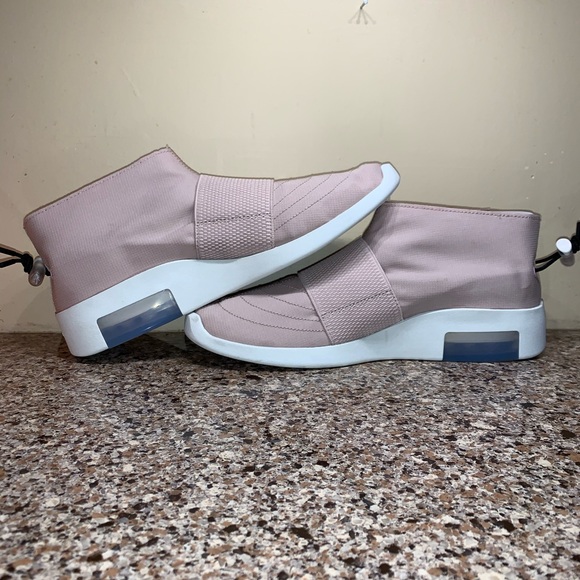 Don’t wear and I’m looking to sell - Picture 3 of 6